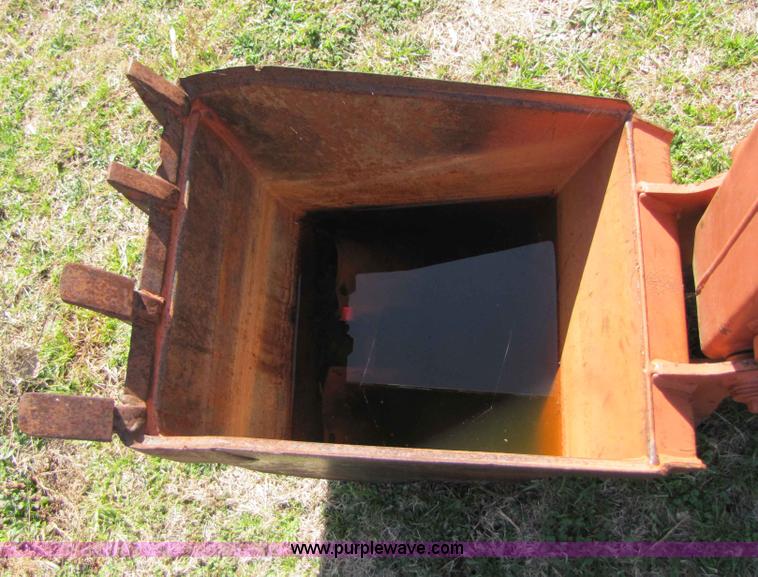 image for item B2229 Ditch Witch 6510DD trencher