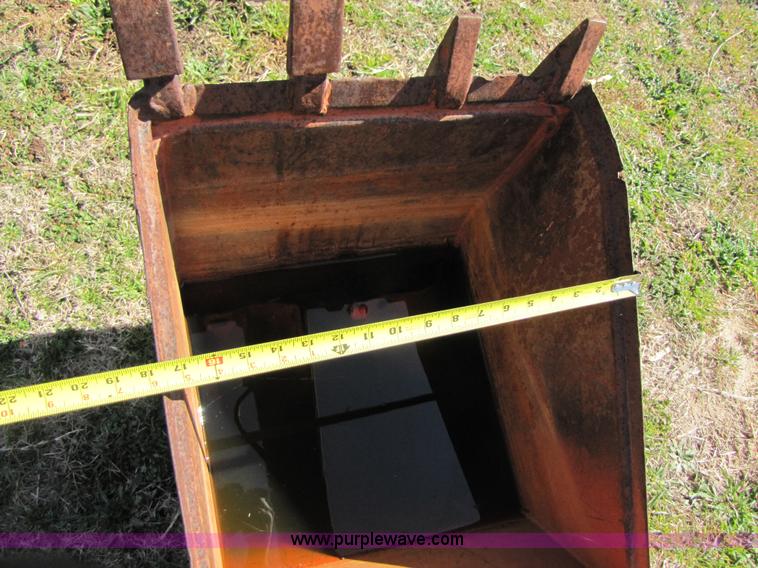 image for item B2229 Ditch Witch 6510DD trencher