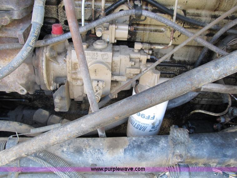 image for item B2603 1986 International F9370 dump truck