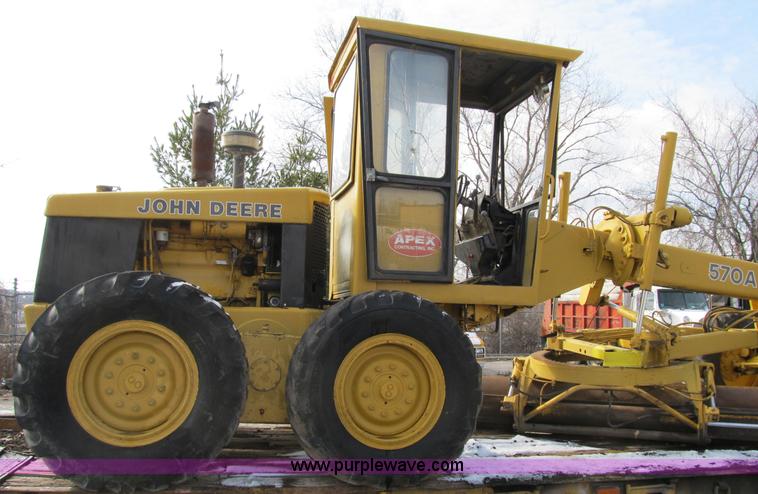 image for item B2617 1979 John Deere 570A motor grader
