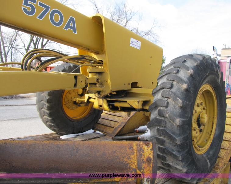 image for item B2617 1979 John Deere 570A motor grader