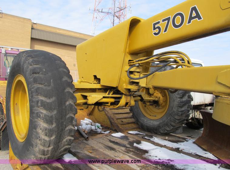 image for item B2617 1979 John Deere 570A motor grader