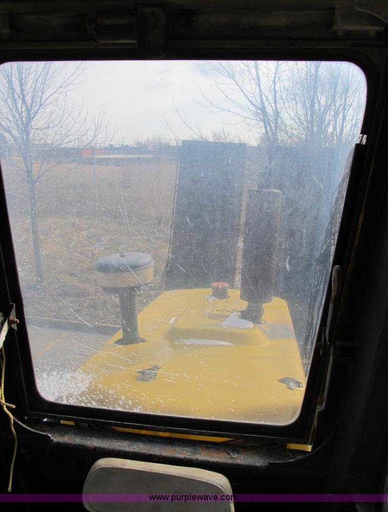 image for item B2617 1979 John Deere 570A motor grader