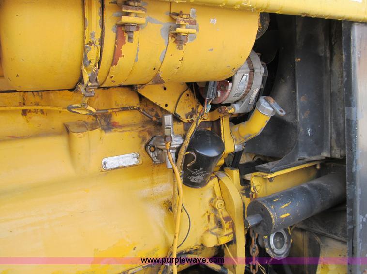 image for item B2617 1979 John Deere 570A motor grader