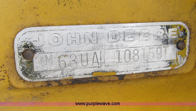 image for item B2617 1979 John Deere 570A motor grader