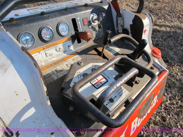 image for item B2623 2005 Bobcat MT55 mini track loader