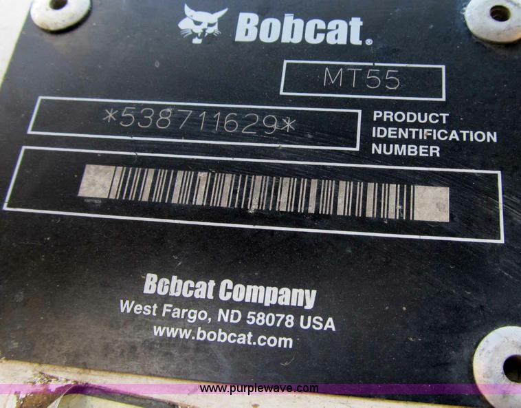 image for item B2623 2005 Bobcat MT55 mini track loader