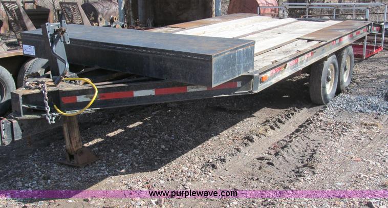 image for item B5103 1985 18' tandem axle flat bed trailer