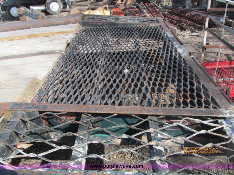 image for item B5103 1985 18' tandem axle flat bed trailer