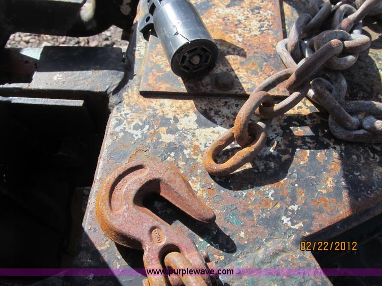 image for item B5103 1985 18' tandem axle flat bed trailer