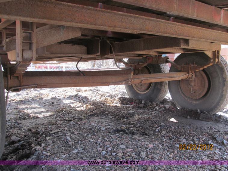image for item B5103 1985 18' tandem axle flat bed trailer