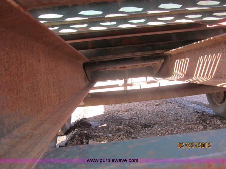 image for item B5103 1985 18' tandem axle flat bed trailer