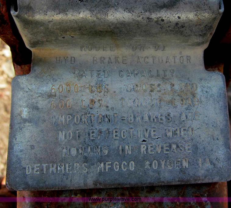 image for item B5104 1992 Towmaster T-6 PAN tandem axle trailer