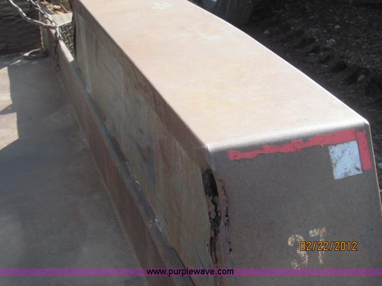 image for item B5104 1992 Towmaster T-6 PAN tandem axle trailer