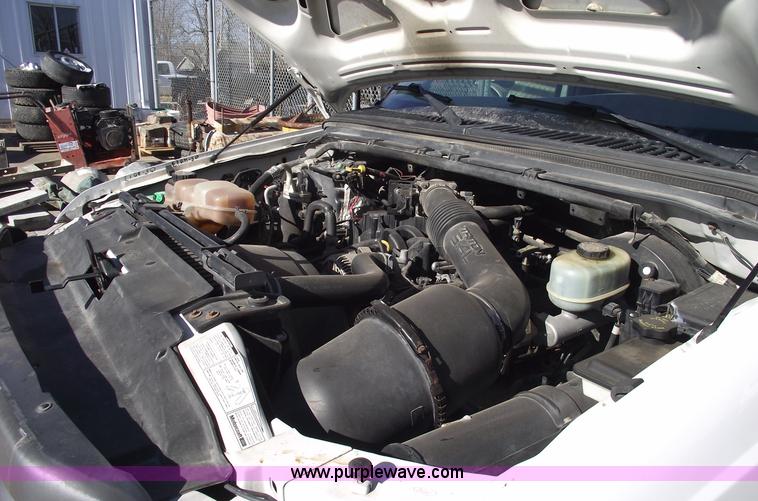 image for item B6138 2000 Ford F350 XL Super Duty flatbed pickup truck