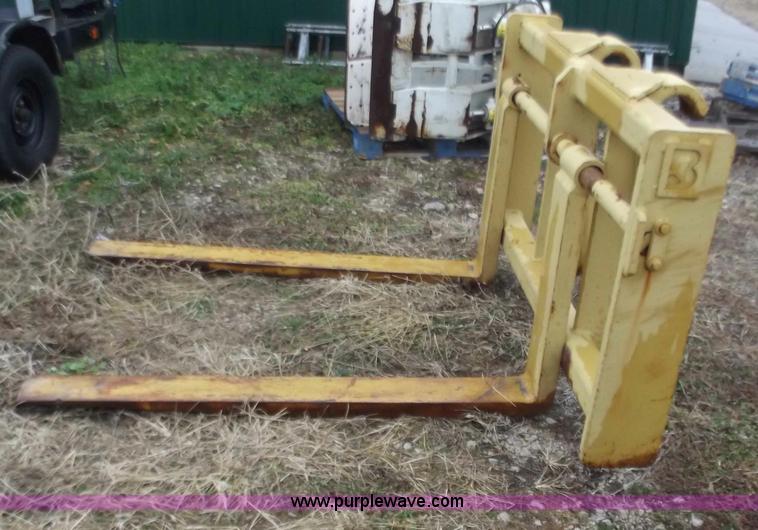 image for item B6223 Balderson 60" quick attach loader forks