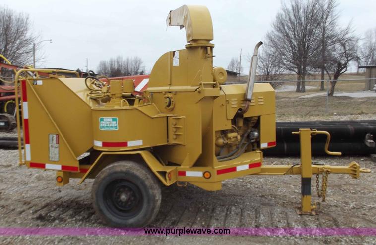 image for item B6230 Vermeer 1250BC wood chipper