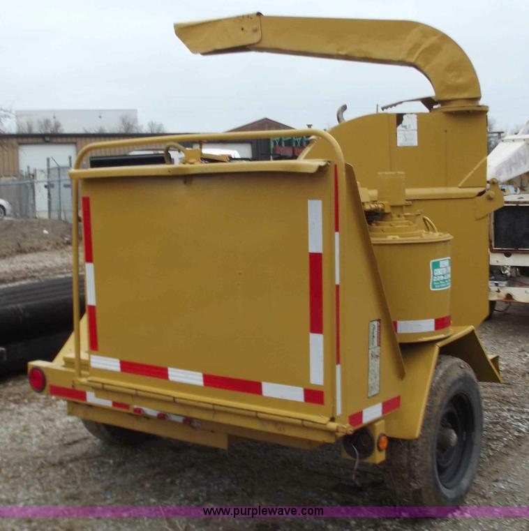 image for item B6230 Vermeer 1250BC wood chipper