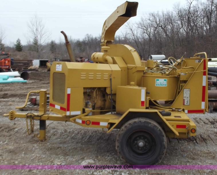 image for item B6230 Vermeer 1250BC wood chipper