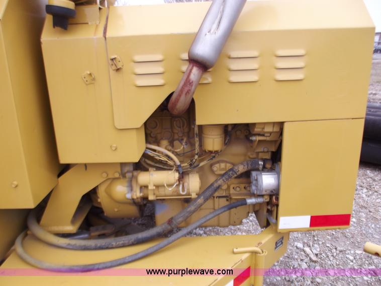 image for item B6230 Vermeer 1250BC wood chipper