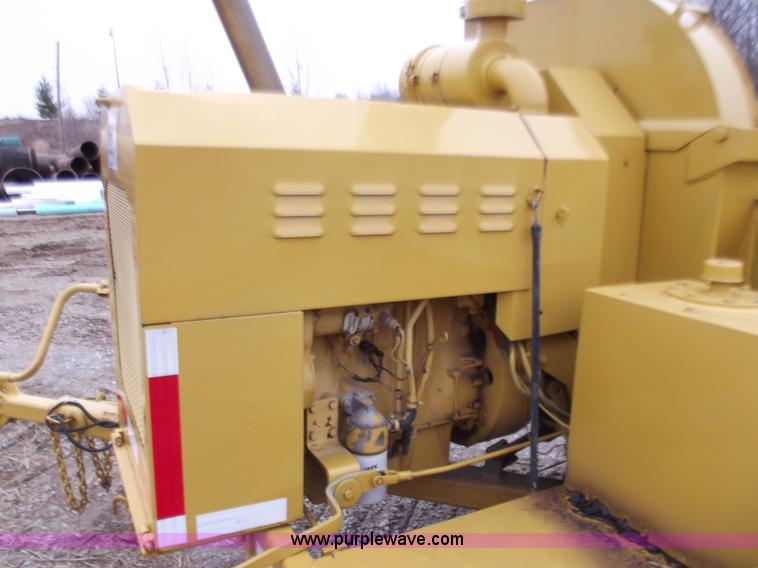 image for item B6230 Vermeer 1250BC wood chipper