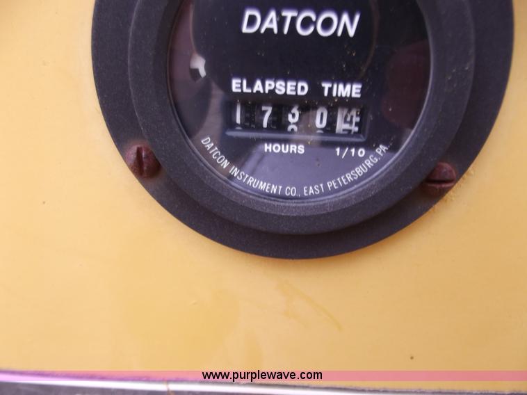 image for item B6230 Vermeer 1250BC wood chipper