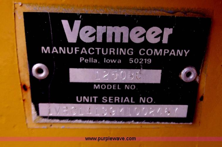 image for item B6230 Vermeer 1250BC wood chipper