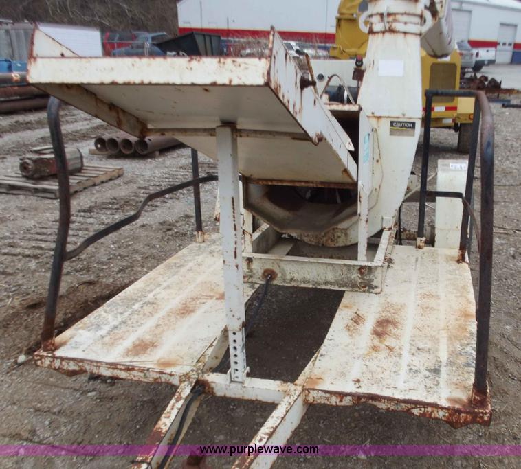 image for item B6231 Finn B70 towable straw blower