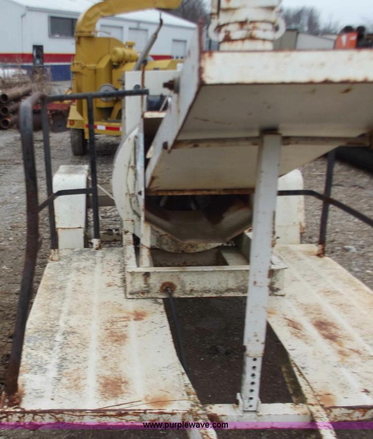 image for item B6231 Finn B70 towable straw blower