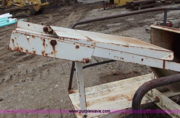 image for item B6231 Finn B70 towable straw blower