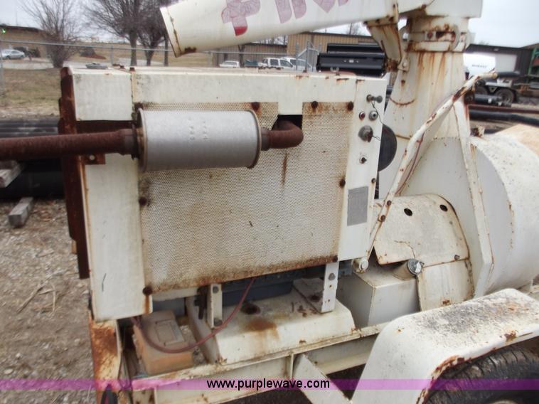 image for item B6231 Finn B70 towable straw blower