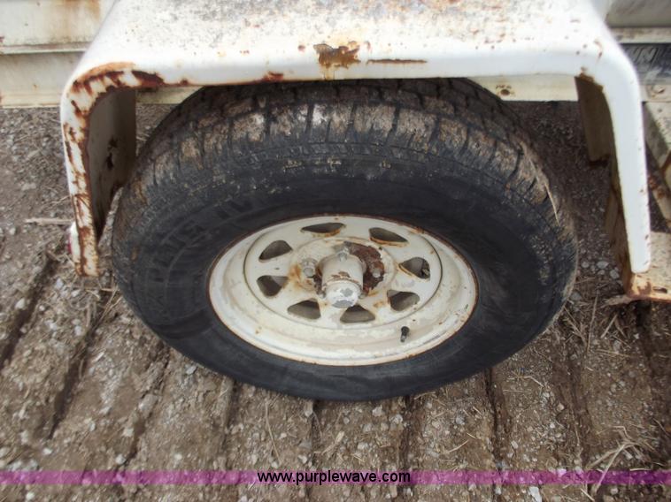 image for item B6231 Finn B70 towable straw blower