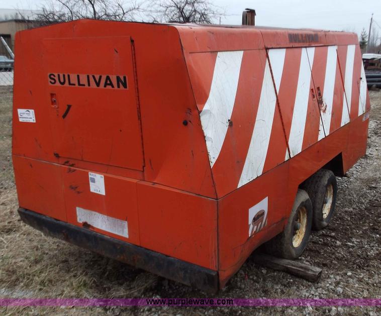 image for item B6233 Sullivan D750QV towable air compressor