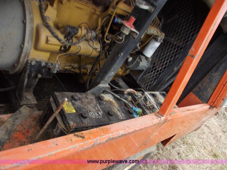 image for item B6233 Sullivan D750QV towable air compressor