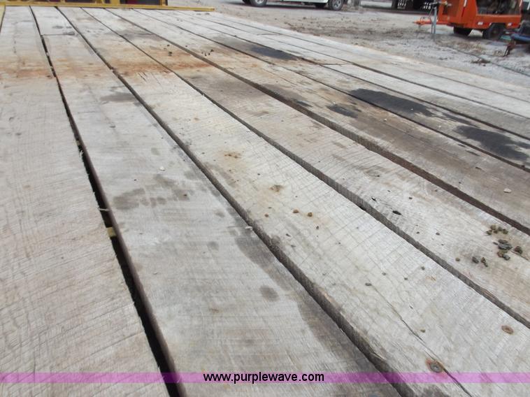 image for item B6236 1995 CZ 25' flatbed trailer