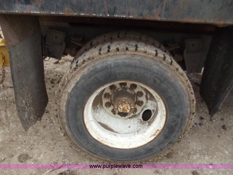 image for item B6237 1984 International 1954 dump truck