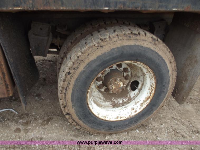 image for item B6237 1984 International 1954 dump truck