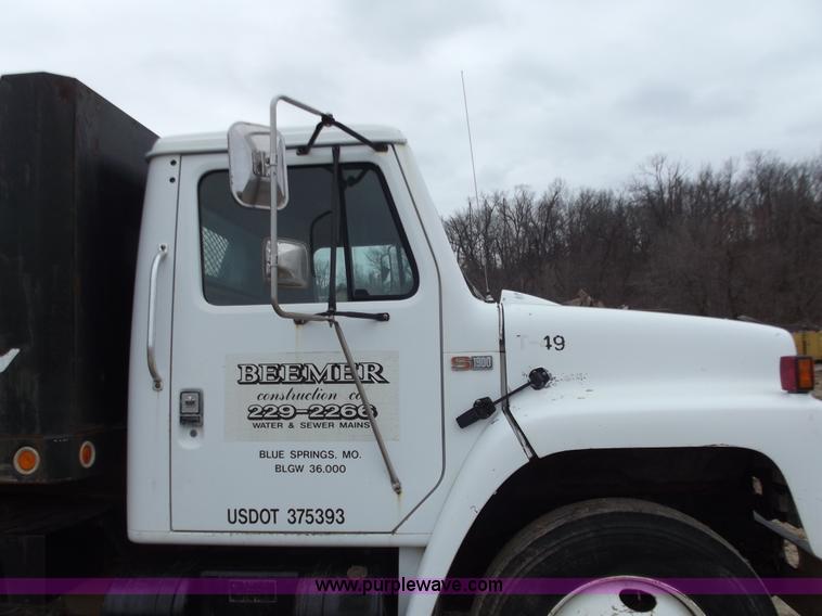 image for item B6237 1984 International 1954 dump truck