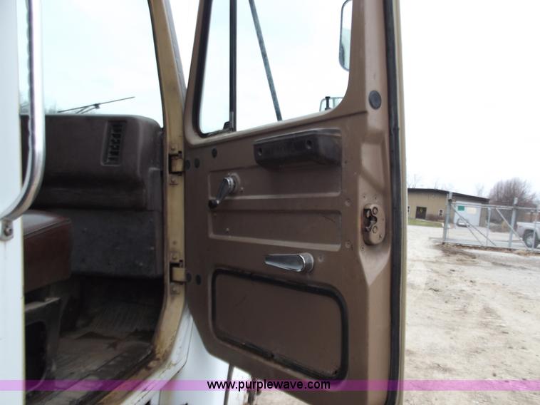 image for item B6237 1984 International 1954 dump truck
