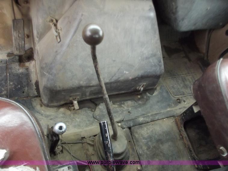 image for item B6237 1984 International 1954 dump truck