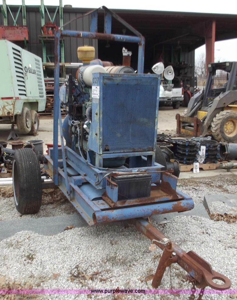 image for item B6238 Gorman Rupp towable 6" water pump