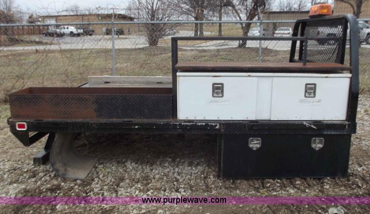 image for item B6239 Knapheide flatbed