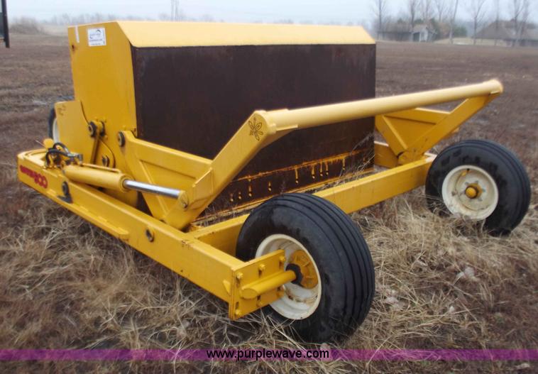 image for item B6247 2009 Rowse 500 dirt scraper