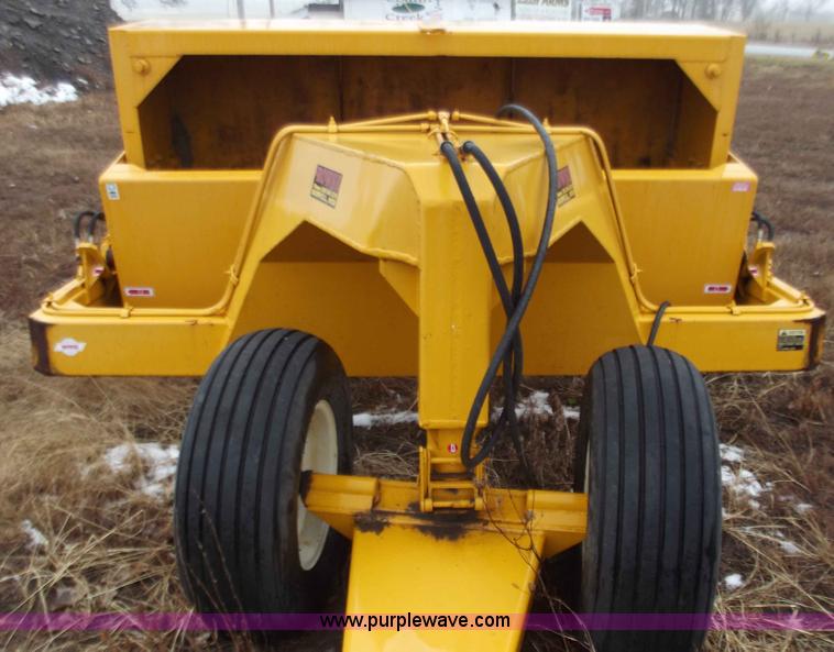 image for item B6247 2009 Rowse 500 dirt scraper