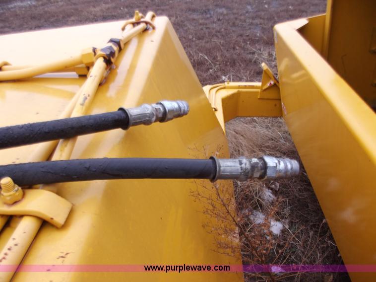 image for item B6247 2009 Rowse 500 dirt scraper