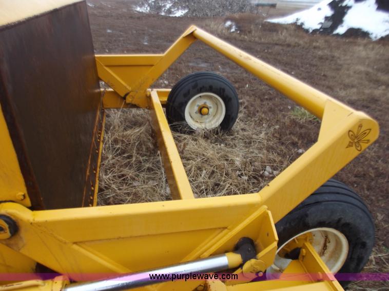 image for item B6247 2009 Rowse 500 dirt scraper