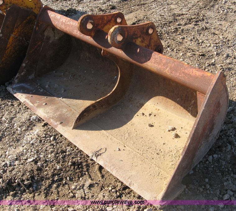 image for item C5980 60" bucket