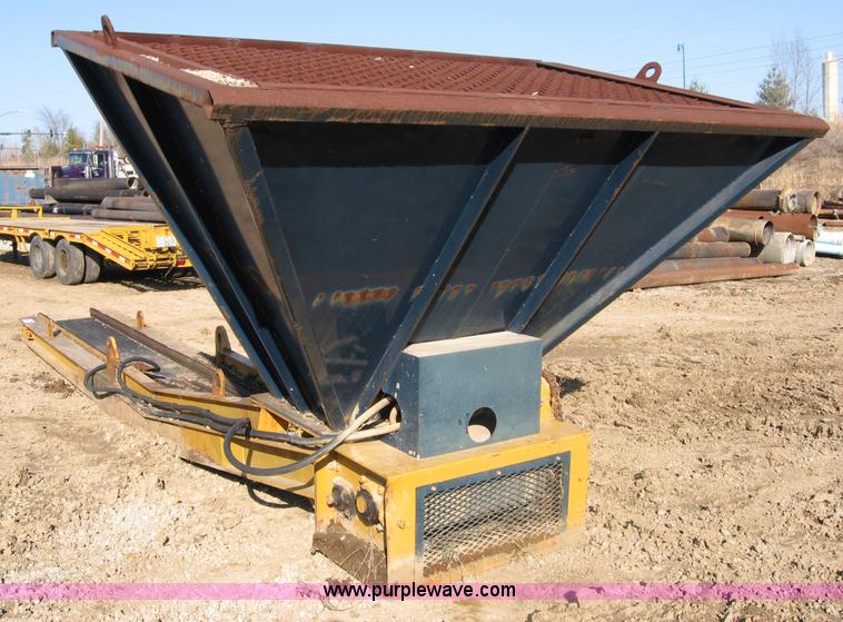 image for item C5983 Bedding conveyor