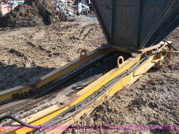 image for item C5983 Bedding conveyor