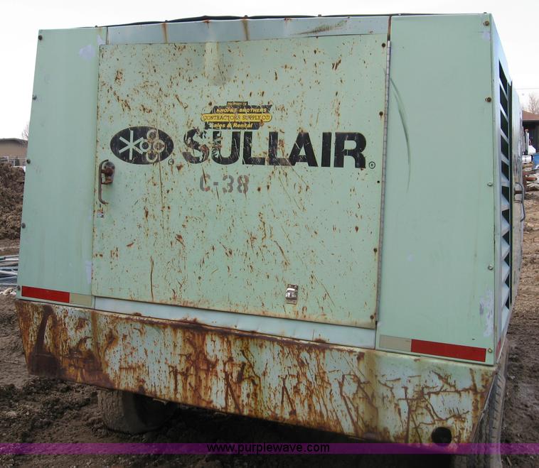 image for item C5992 Sullair 750CFM air compressor